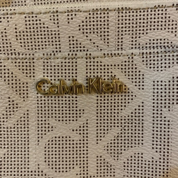 Calvin Klein Tan and White Crossbody Bag with Monogram - Picture 3 of 9